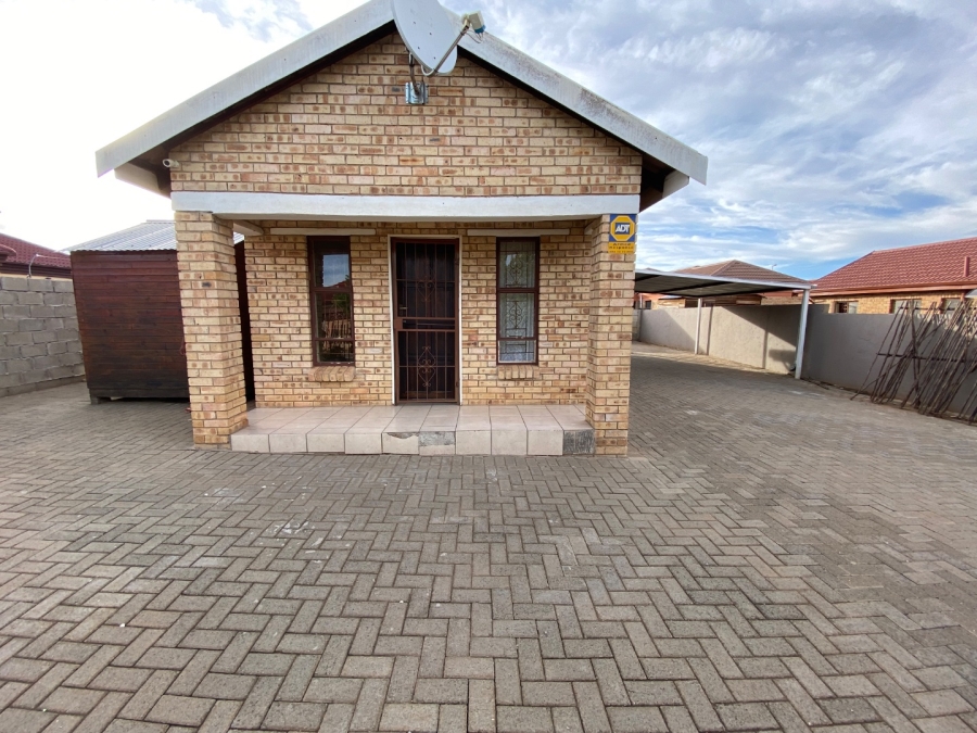 3 Bedroom Property for Sale in Vista Park Free State